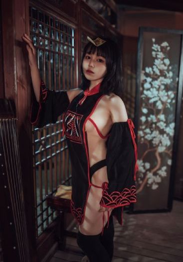 在小小的花蕾里绽放相似_蓝光影视在线观看
